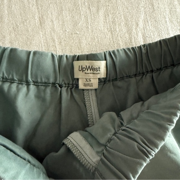 NWT UpWest All Around Shorts | Size XS - Picture 6 of 7